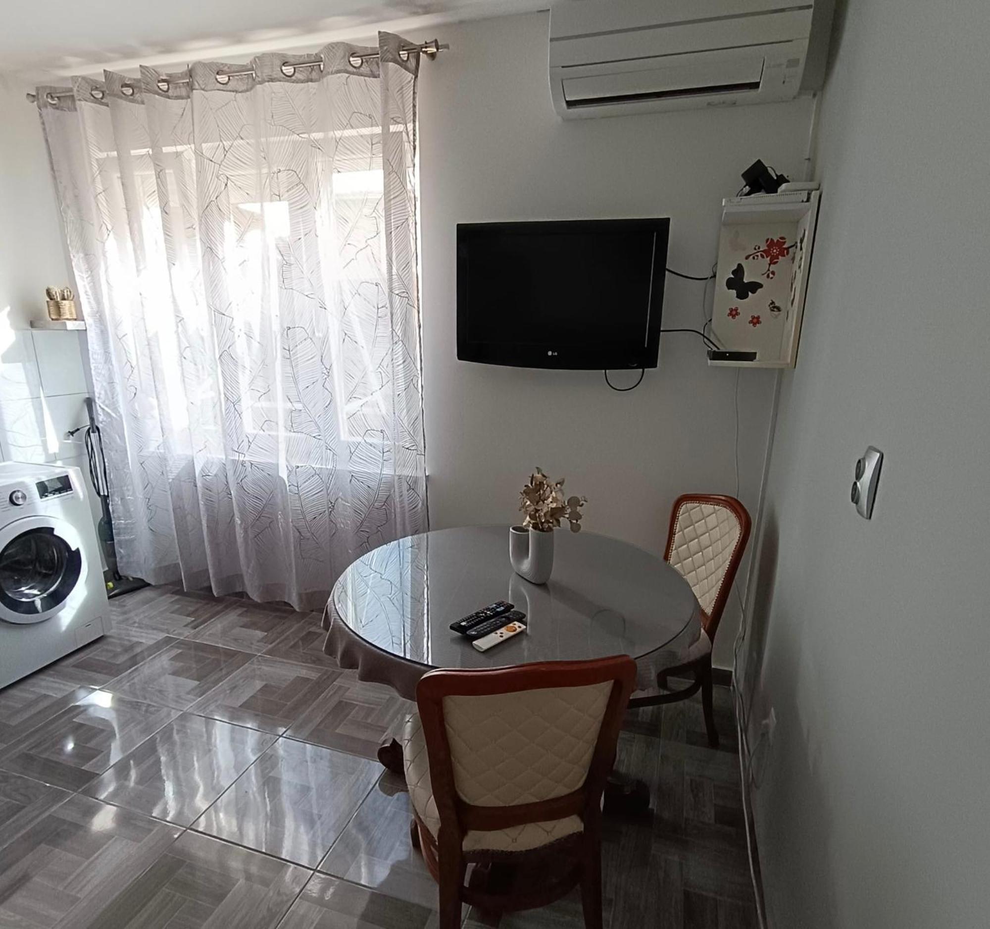 Novi Demy U Centru Splita Apartmán